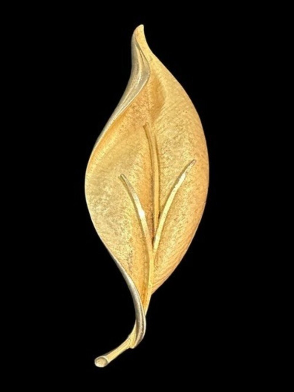 Vintage Gold Tone Leaf Brooch Signed STAR 3.5 Inches Elegant Design